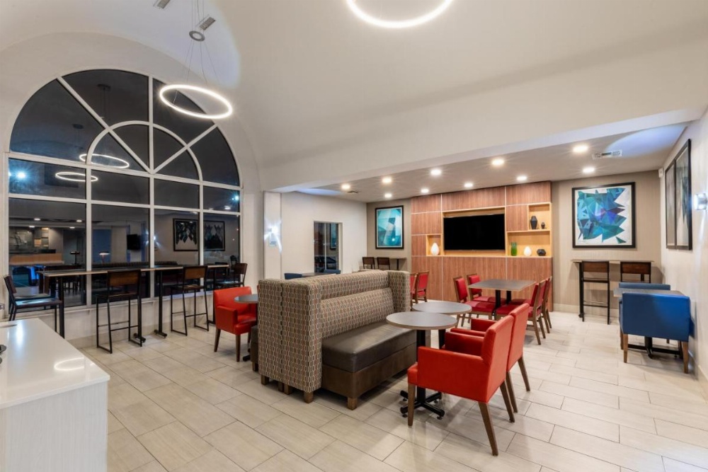 Holiday Inn Express Minden Image 14