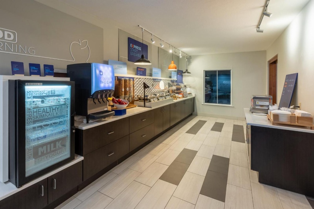 Holiday Inn Express Minden Main image