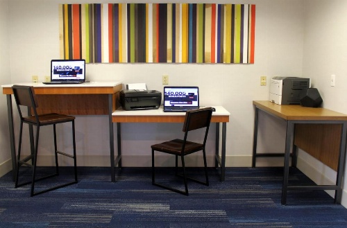 Holiday Inn Express Minden image 34