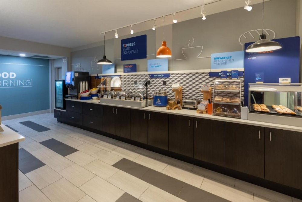 Holiday Inn Express Minden Image 45