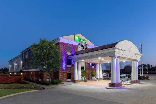 Holiday Inn Express Minden image 47